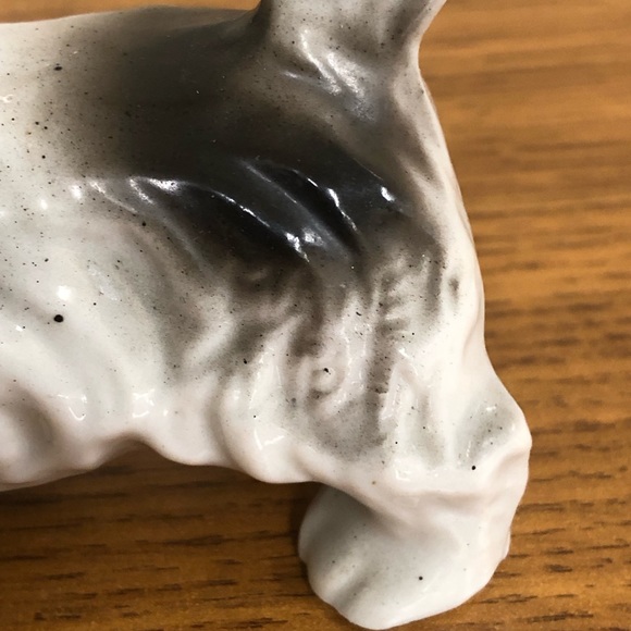 Vintage terrier figurine, made in Japan - Picture 4 of 6
